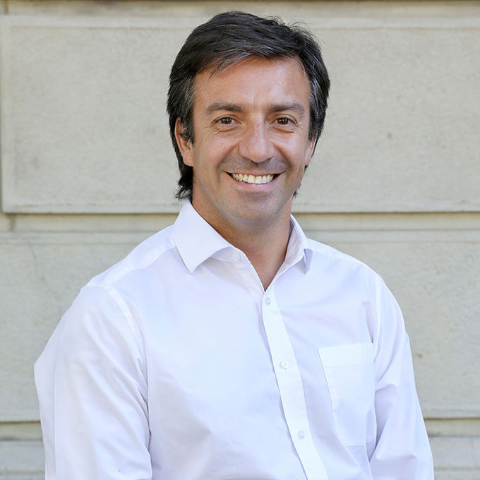 Gonzalo Vial